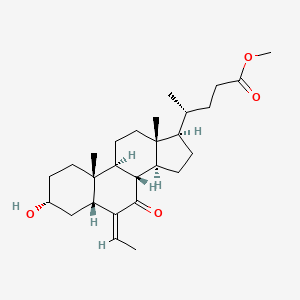 molecular formula C27H42O4 B1433091 (R)-甲基 4-((3R,5R,8S,9S,10R,13R,14S,17R,Z)-6-乙叉基-3-羟基-10,13-二甲基-7-氧代十六氢-1H-环戊[a]菲-17-基)戊酸酯 CAS No. 863239-59-2