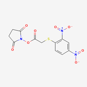 1-({[(2,4-Dinitrophenyl)sulfanyl]acetyl}oxy)pyrrolidine-2,5-dione