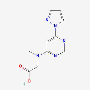 molecular formula C10H11N5O2 B1434730 （甲基-（6-吡唑-1-基-嘧啶-4-基）-氨基）-乙酸 CAS No. 1706454-49-0
