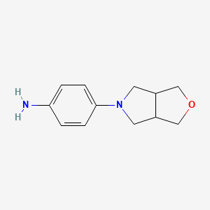 B1435341 4-(tetrahydro-1H-furo[3,4-c]pyrrol-5(3H)-yl)aniline CAS No. 1893405-30-5