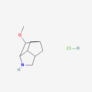 molecular formula C9H16ClNO B1435650 2-甲氧基-4-氮杂三环[4.2.1.0^{3,7}]壬烷盐酸盐 CAS No. 1803605-91-5