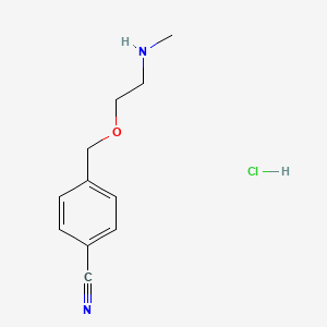 molecular formula C11H15ClN2O B1435652 盐酸4-[{[2-(甲基氨基)乙氧基]甲基}苯甲腈 CAS No. 1803606-15-6