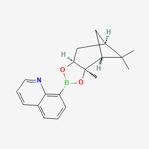 molecular formula C19H22BNO2 B1436938 8-[(1R,2R,6S,8R)-2,9,9-三甲基-3,5-二氧杂-4-硼三环[6.1.1.02,6]癸-4-基]喹啉 CAS No. 1234575-68-8
