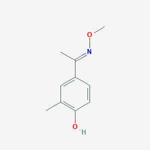 molecular formula C10H13NO2 B1437465 4-[1-(甲氧基亚氨基)乙基]-2-甲基苯酚 CAS No. 147501-21-1