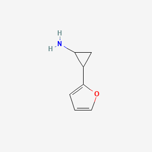 molecular formula C7H9NO B1438105 2-(Furan-2-yl)cyclopropan-1-amine CAS No. 933733-25-6