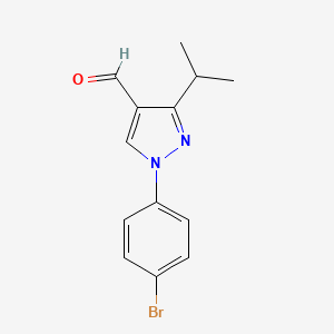 molecular formula C13H13BrN2O B1438208 1-(4-bromophenyl)-3-(propan-2-yl)-1H-pyrazole-4-carbaldehyde CAS No. 1152504-95-4