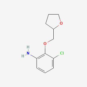molecular formula C11H14ClNO2 B1438214 3-氯-2-(四氢-2-呋喃甲氧基)苯胺 CAS No. 946772-41-4