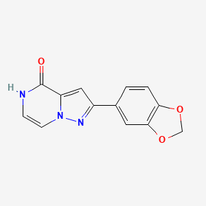 molecular formula C13H9N3O3 B1440605 2-(1,3-苯并二氧杂环-5-基)吡唑并[1,5-a]哒嗪-4(5H)-酮 CAS No. 1255777-72-0