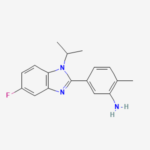 molecular formula C17H18FN3 B1441472 5-[5-fluoro-1-(propan-2-yl)-1H-1,3-benzodiazol-2-yl]-2-methylaniline CAS No. 1183523-85-4