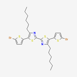 molecular formula C26H30Br2N2S4 B1441522 5,5'-Bis(5-bromothiophen-2-yl)-4,4'-dihexyl-2,2'-bithiazole CAS No. 853722-91-5