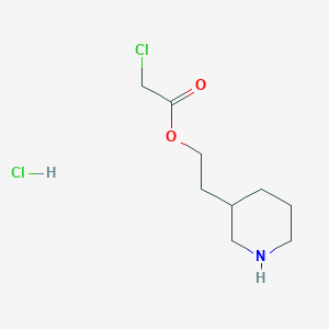 molecular formula C9H17Cl2NO2 B1441768 2-(3-哌啶基)乙基 2-氯乙酸盐酸盐 CAS No. 1220020-73-4