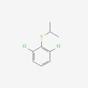 molecular formula C9H10Cl2S B1443355 (2,6-二氯苯基)(异丙基)硫醚 CAS No. 1616135-07-9