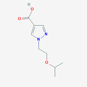 molecular formula C9H14N2O3 B1443422 1-[2-(丙-2-氧基)乙基]-1H-吡唑-4-羧酸 CAS No. 1248246-94-7