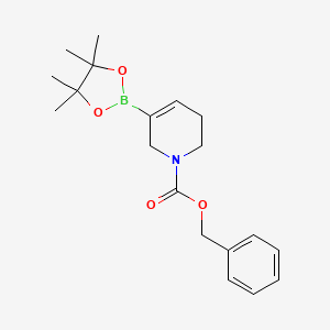 molecular formula C19H26BNO4 B1443859 benzyl 3-(4,4,5,5-tetramethyl-1,3,2-dioxaborolan-2-yl)-5,6-dihydropyridine-1(2H)-carboxylate CAS No. 1643573-74-3