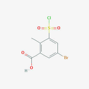 molecular formula C8H6BrClO4S B1444242 5-溴-3-(氯磺酰基)-2-甲基苯甲酸 CAS No. 1375473-02-1
