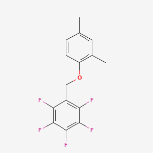 1-((2,4-Dimethylphenoxy)methyl)-2,3,4,5,6-pentafluorobenzene