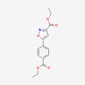 molecular formula C15H15NO5 B1446791 5-[4-(乙氧羰基)苯基]异恶唑-3-羧酸乙酯 CAS No. 1820686-51-8