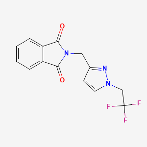 molecular formula C14H10F3N3O2 B1446848 2-{[1-(2,2,2-trifluoroethyl)-1H-pyrazol-3-yl]methyl}-1H-isoindole-1,3(2H)-dione CAS No. 1384856-24-9