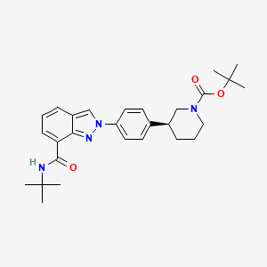 molecular formula C28H36N4O3 B1447077 叔丁基（3S）-3-[4-[7-（叔丁基氨基羰基）吲唑-2-基]苯基]哌啶-1-甲酸酯 CAS No. 1476776-84-7
