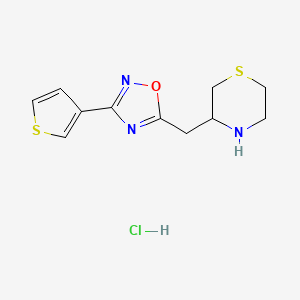 molecular formula C11H14ClN3OS2 B1447938 3-{[3-(Thiophen-3-yl)-1,2,4-oxadiazol-5-yl]methyl}thiomorpholine hydrochloride CAS No. 1423027-70-6