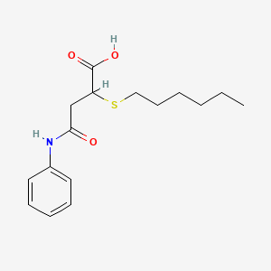 4-Anilino-2-(hexylsulfanyl)-4-oxobutanoic acid