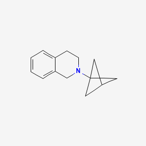 molecular formula C14H17N B1449981 2-(Bicyclo[1.1.1]pentan-1-yl)-1,2,3,4-tetrahydroisoquinoline CAS No. 1862201-57-7