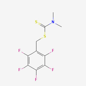 (Pentafluorophenyl)methyl dimethylcarbamodithioate