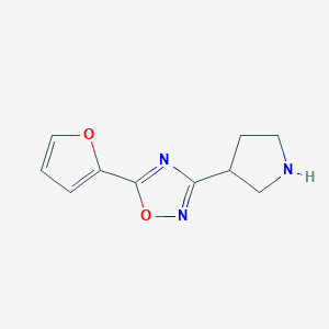 molecular formula C10H11N3O2 B1450607 5-(呋喃-2-基)-3-(吡咯烷-3-基)-1,2,4-恶二唑 CAS No. 1402672-64-3