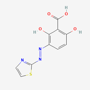 2-Hydroxy-6-oxo-3-[2-(1,3-thiazol-2-yl)hydrazinylidene]cyclohexa-1,4-diene-1-carboxylic acid