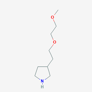 molecular formula C9H19NO2 B1453078 3-[2-(2-甲氧基乙氧基)乙基]吡咯烷 CAS No. 1220030-07-8