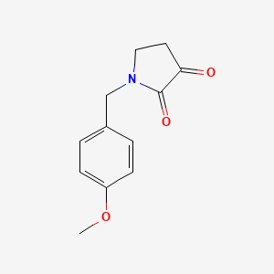 molecular formula C12H13NO3 B1453733 1-[(4-甲氧基苯基)甲基]吡咯烷-2,3-二酮 CAS No. 877776-88-0