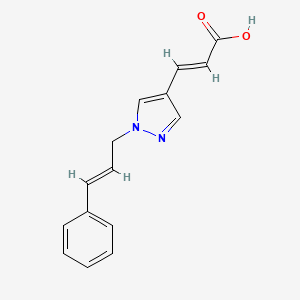 molecular formula C15H14N2O2 B1454779 (2E)-3-{1-[(2E)-3-苯基丙-2-烯-1-基]-1H-吡唑-4-基}丙-2-烯酸 CAS No. 1396722-70-5