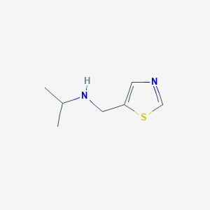 molecular formula C7H12N2S B1454908 异丙基-噻唑-5-基甲胺 CAS No. 921145-26-8