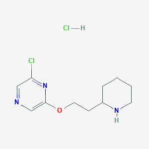 molecular formula C11H17Cl2N3O B1456135 6-氯-2-吡嗪基 2-(2-哌啶基)乙基醚盐酸盐 CAS No. 1220039-00-8