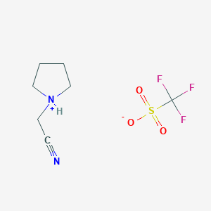molecular formula C7H11F3N2O3S B1456419 1-(氰基甲基)吡咯烷-1-鎓三氟甲磺酸盐 CAS No. 573987-48-1