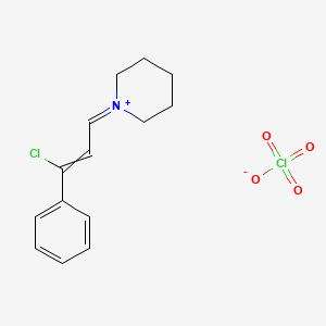 1-(3-Chloro-3-phenylprop-2-en-1-ylidene)piperidin-1-ium perchlorate