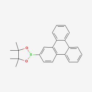 molecular formula C24H23BO2 B1457144 4,4,5,5-Tetramethyl-2-(triphenylen-2-yl)-1,3,2-dioxaborolane CAS No. 890042-13-4