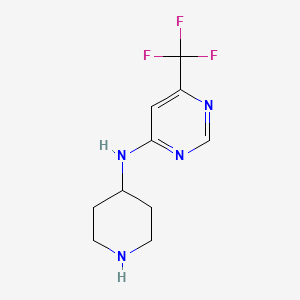 molecular formula C10H13F3N4 B1458007 N-(哌啶-4-基)-6-(三氟甲基)嘧啶-4-胺 CAS No. 1448960-72-2
