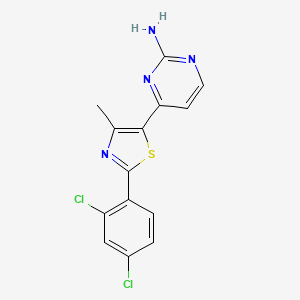 molecular formula C14H10Cl2N4S B1458582 4-[2-(2,4-二氯苯基)-4-甲基-1,3-噻唑-5-基]嘧啶-2-胺 CAS No. 1382805-00-6