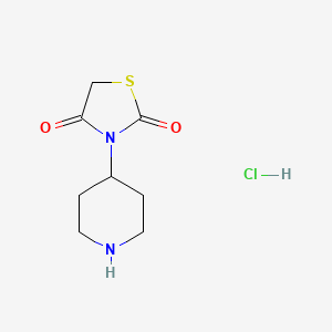 molecular formula C8H13ClN2O2S B1458905 3-(哌啶-4-基)噻唑烷-2,4-二酮盐酸盐 CAS No. 1864052-73-2