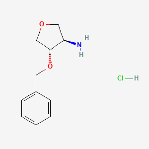molecular formula C11H16ClNO2 B1459267 （3R,4S）-4-(苄氧基)四氢呋喃-3-胺盐酸盐 CAS No. 1986846-48-3