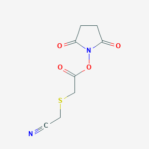 ({2-[(2,5-Dioxopyrrolidin-1-yl)oxy]-2-oxoethyl}sulfanyl)acetonitrile