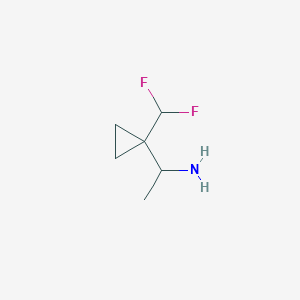 molecular formula C6H11F2N B1459863 1-(1-(二氟甲基)环丙基)乙基-1-胺 CAS No. 2011164-60-4