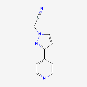 molecular formula C10H8N4 B1459865 2-(3-(pyridin-4-yl)-1H-pyrazol-1-yl)acetonitrile CAS No. 2095410-75-4
