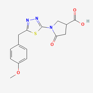 molecular formula C15H15N3O4S B1459892 1-[5-(4-Methoxybenzyl)-1,3,4-thiadiazol-2-yl]-5-oxopyrrolidine-3-carboxylic acid CAS No. 2173116-16-8