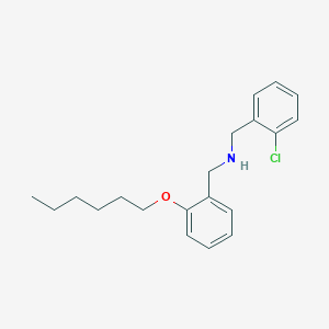 B1460395 (2-Chlorophenyl)-N-[2-(hexyloxy)benzyl]methanamine CAS No. 1040684-76-1
