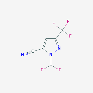 molecular formula C6H2F5N3 B1461141 1-(二氟甲基)-3-(三氟甲基)-1H-吡唑-5-碳腈 CAS No. 2097982-51-7