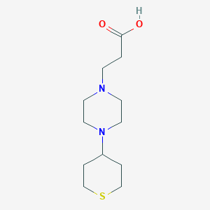 molecular formula C12H22N2O2S B1466383 3-(4-(tetrahydro-2H-thiopyran-4-yl)piperazin-1-yl)propanoic acid CAS No. 1498868-75-9
