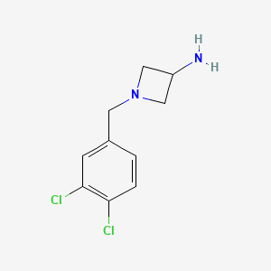 molecular formula C10H12Cl2N2 B1466500 1-[(3,4-Dichlorophenyl)methyl]azetidin-3-amine CAS No. 1478141-84-2