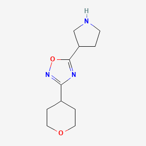 molecular formula C11H17N3O2 B1466729 3-(Oxan-4-yl)-5-(pyrrolidin-3-yl)-1,2,4-oxadiazole CAS No. 1484687-75-3